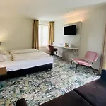 מלון Schaepkens St Fijt 4*