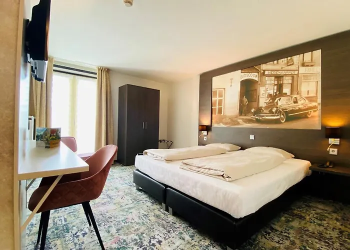 Schaepkens St Fijt فندق 4*