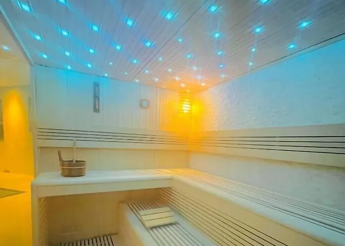 シェープケンス ファン シント フィート 4* ファルケンブルフ