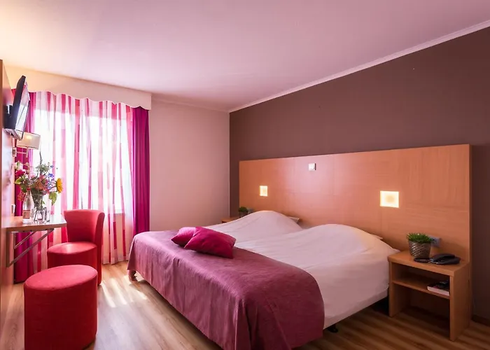 シェープケンス ファン シント フィート ファルケンブルフ